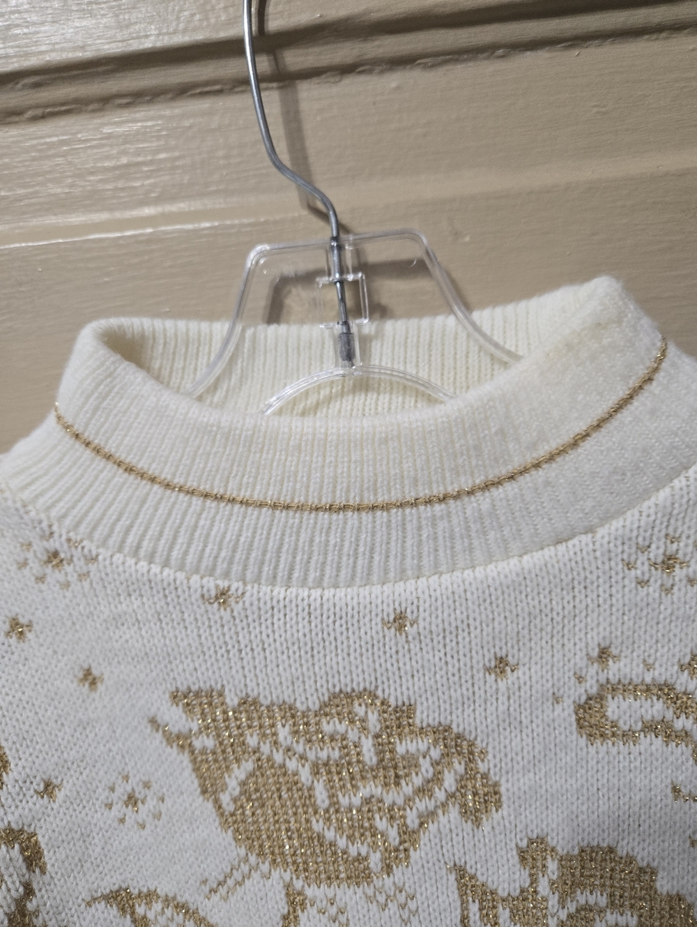 Dana Scott Vintage 80s Metallic Gold Rose White Sweater GUC *No Size Tag* - Picture 5 of 7